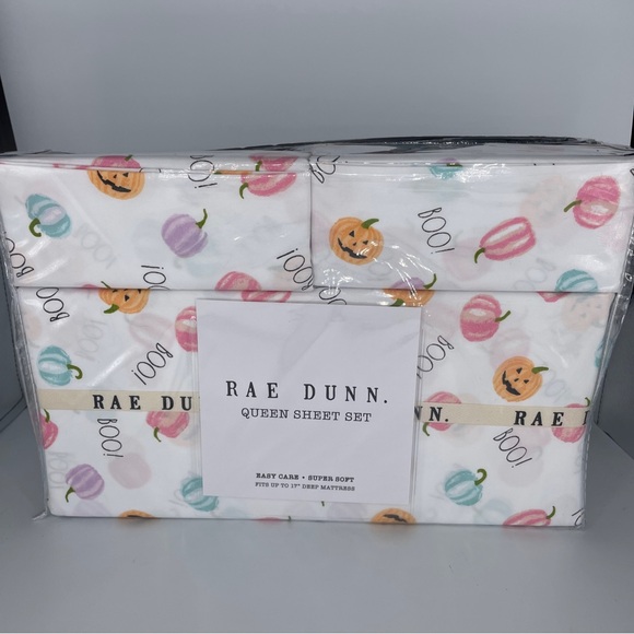 Rae Dunn Pumpkin Pink Pastel Jack O Lantern BOO Halloween Queen Sheets NEW - Picture 1 of 4